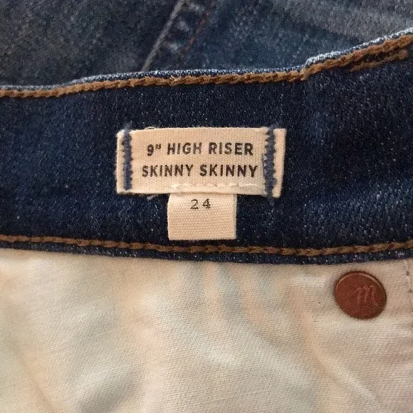 Madewell 9” High Riser Skinny Skinny Jeans - Picture 3 of 7